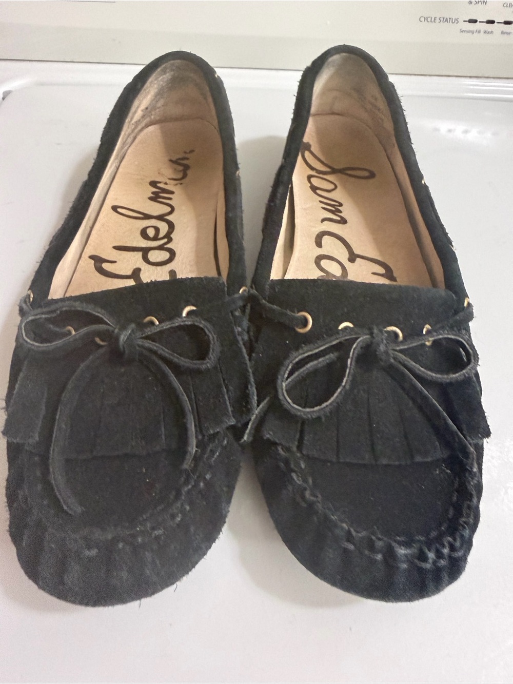 Sam Edelman Black Suede Fringe Bow Moccasin Flats - Classic Slip-On